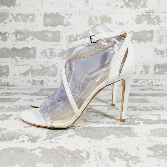 New Guess Felecia White Croc Print Heeled Buckle Strap Sandals E174 - Picture 1 of 12